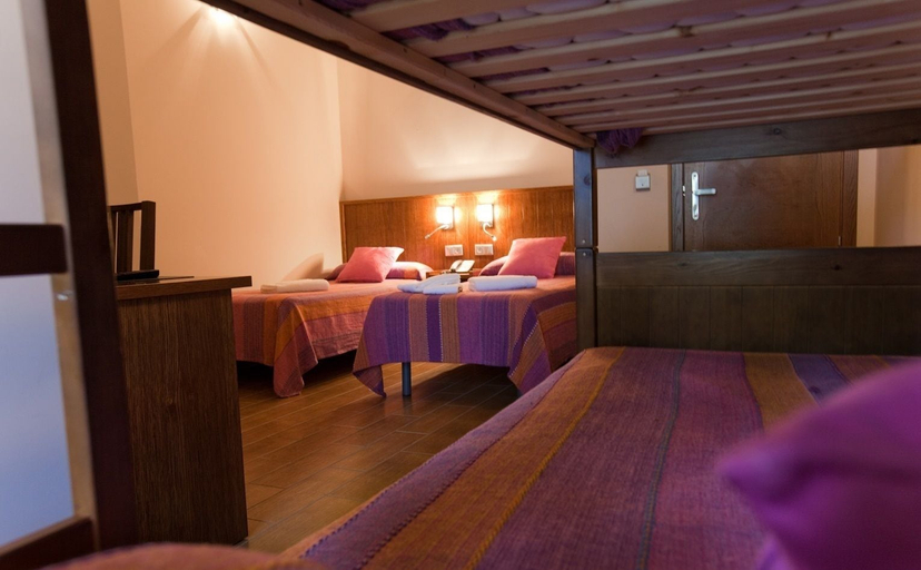 Bedroom 3, Casa Rural Otxoenea, Guipúzcoa