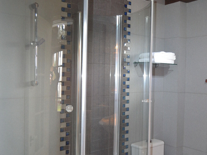 Bathroom 4, Posada el Hidalgo Mingucho, Cantabria
