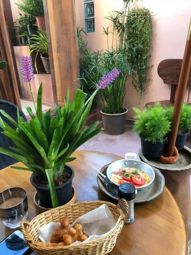Food & Drinks 4, Pimthong Place, Lat Krabang