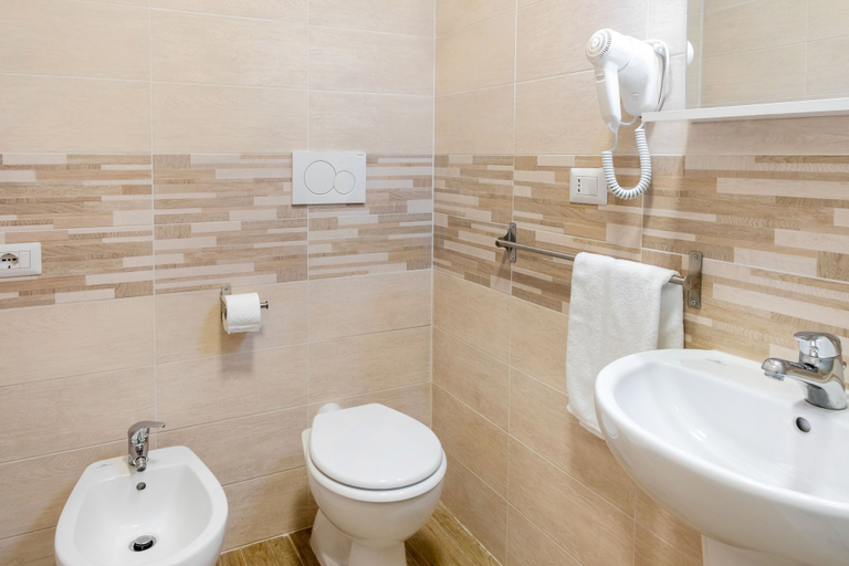 Bathroom 5, San Vincenzo Rooms Vigonza, Padua