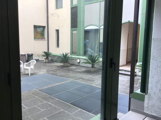 Others 4, Gemini Studios, Florence