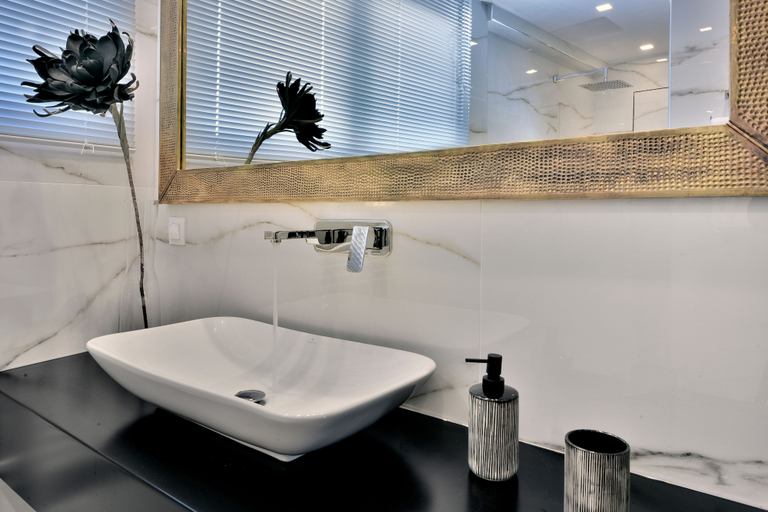 Bathroom 3, Ater Albus by K&K, Attica