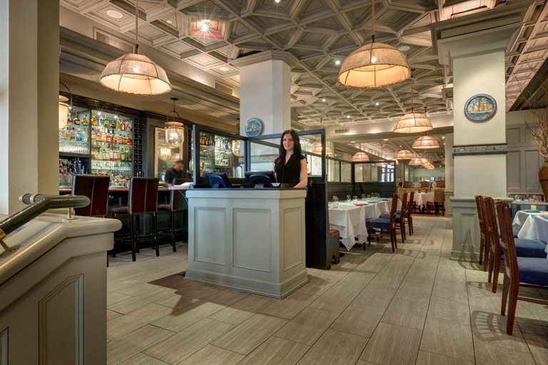 Food & Drinks 5, Wellington Hotel, New York