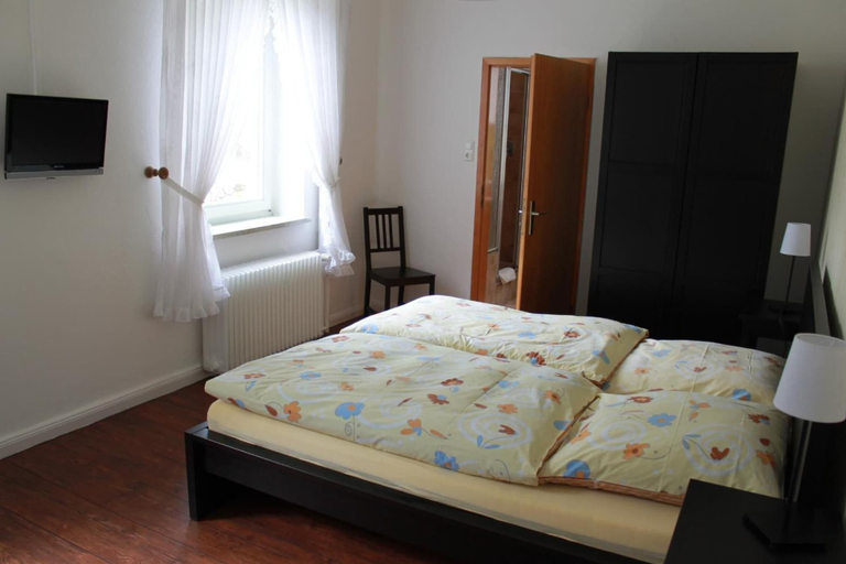 Bedroom 2, Hotel-Restaurant Neu Holland, Kassel