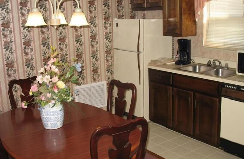 Others 5, Alamar Resort Inn, Virginia Beach