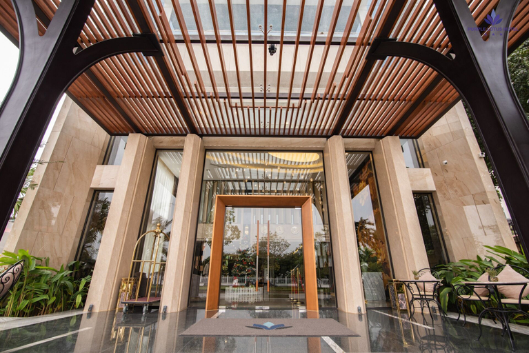 Exterior & Views 2, Purple Lotus Hotel, Hải Dương