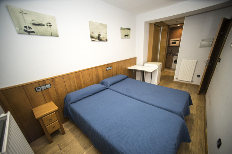 Bedroom 3, Hostal Caballeros, Soria