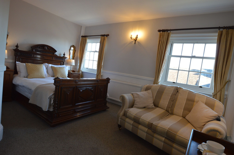 Bedroom 3, Chantry Hotel, Suffolk