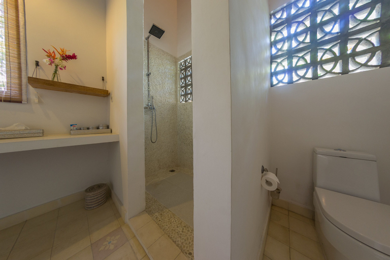 Bathroom 4, The Beach Villa, Lombok