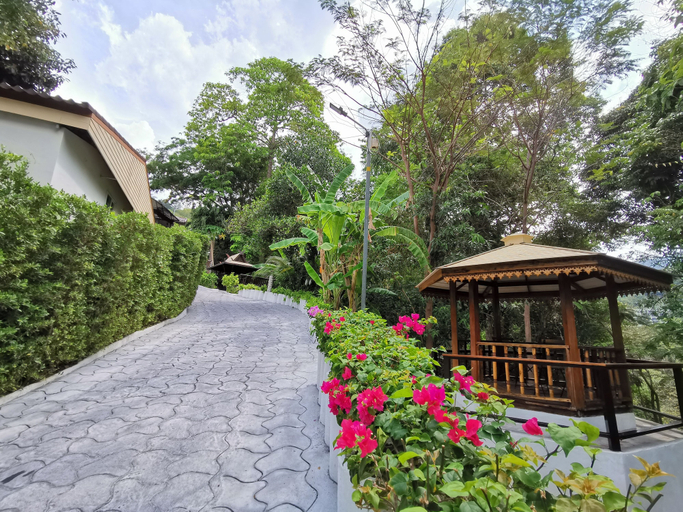 Exterior & Views 2, On The Hill Karon Resort, Pulau Phuket