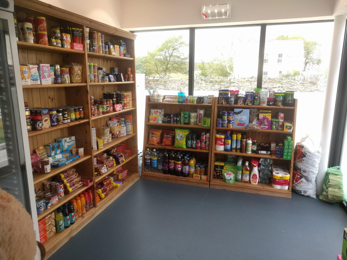 Food & Drinks, Canolfan Y Fron - Hostel, Gwynedd