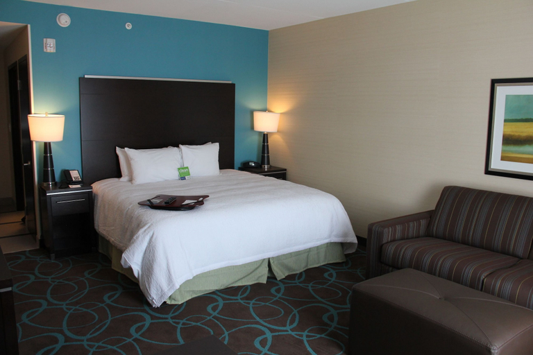 Bedroom 4, Hampton Inn by Hilton Winnipeg Airport/Polo Park, Division No. 11