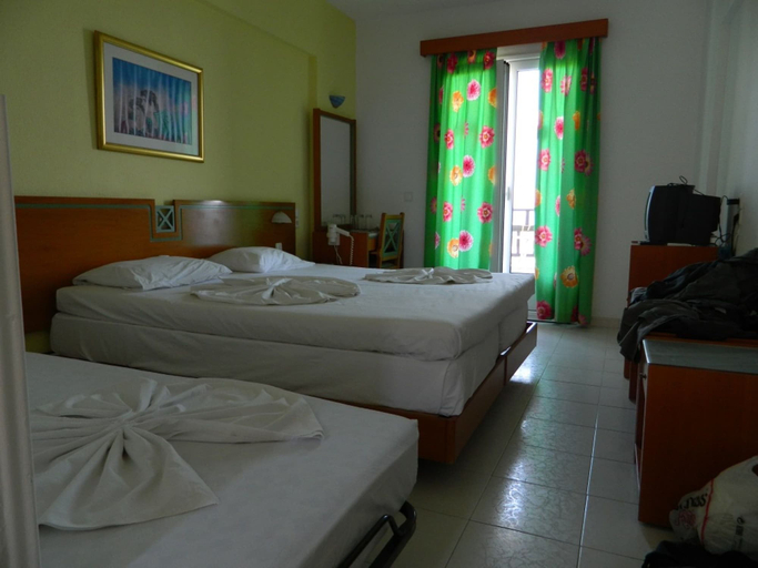Bedroom 3, Glicorisa Beach, North Aegean
