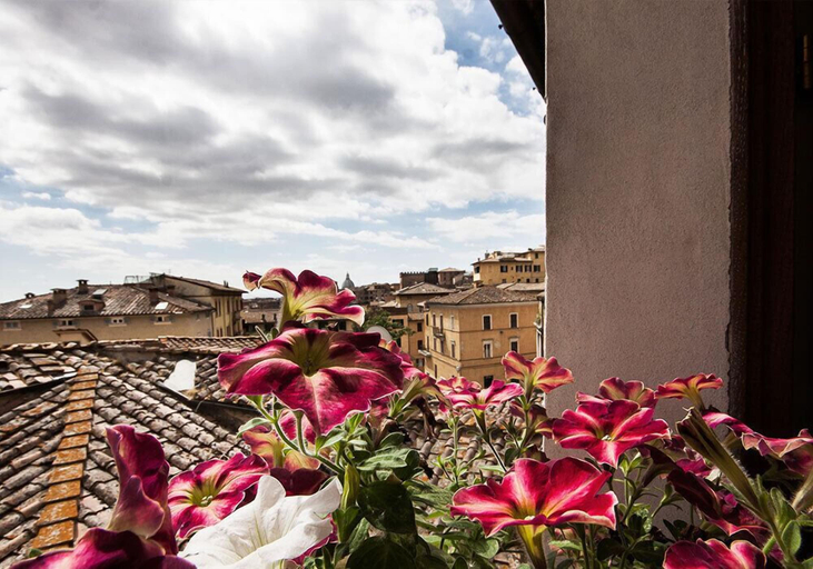 Exterior & Views, A Casa Mastacchi, Siena