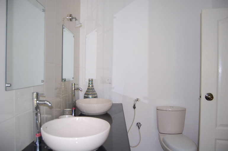 Bathroom 3, Villa Casa Mia near Anjuna Beach, North Goa