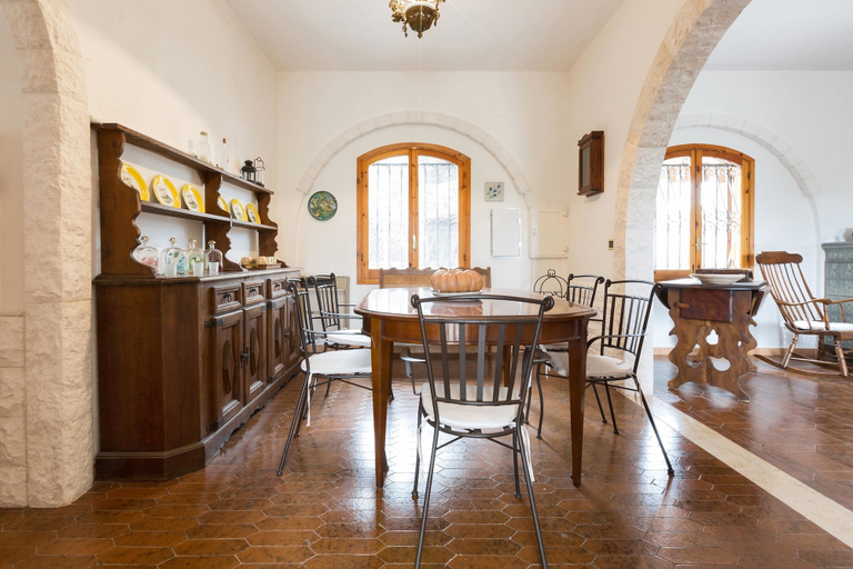 Food & Drinks 5, Trulli Serralta, Bari