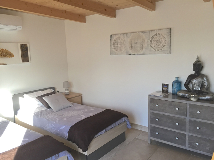 Bedroom 3, B&B L'Escale Cote Bleue, Bouches-du-Rhône