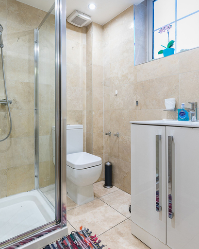 Bathroom 3, Sussex Gardens Apartments, London