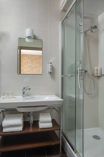 Bathroom 4, Hôtel LOUISON, Paris