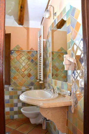 Bathroom 4, Santa Maria Resort, Nuoro