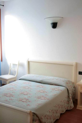 Bedroom 2, Hotel La Rua, Vicenza