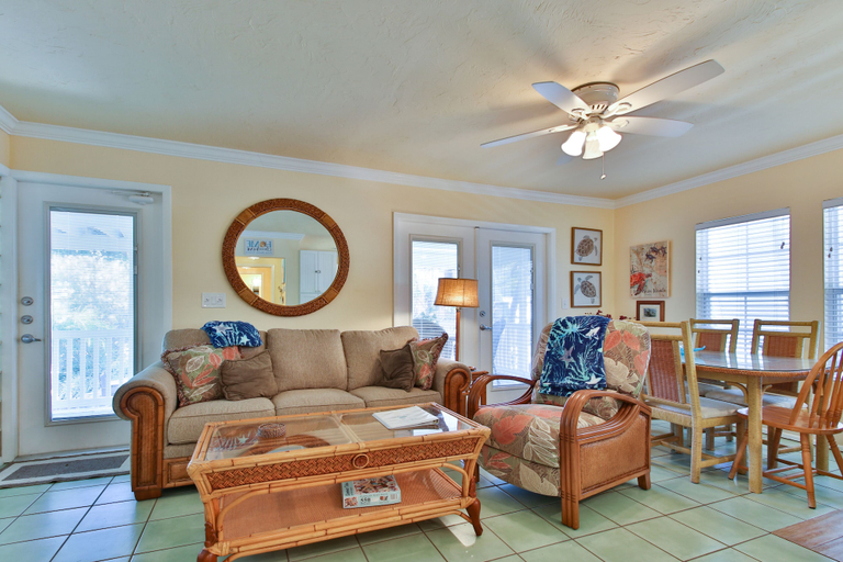 Others 5, Tradewinds Beach Resort, Manatee