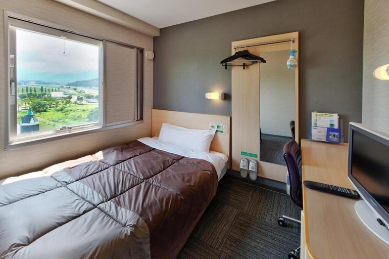 Bedroom 3, Super Hotel Arai Niigata, Myōkō
