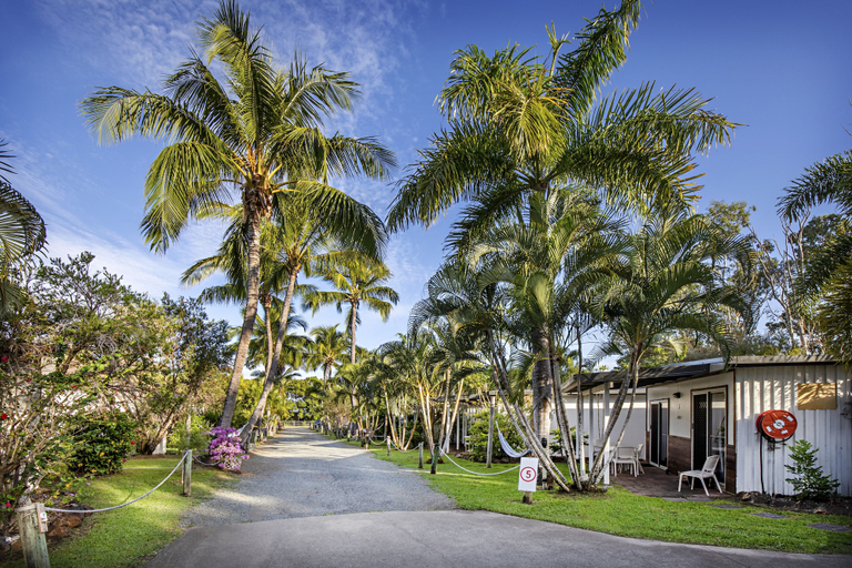 Exterior & Views 2, Bush Village Holiday Cabins, Whitsunday