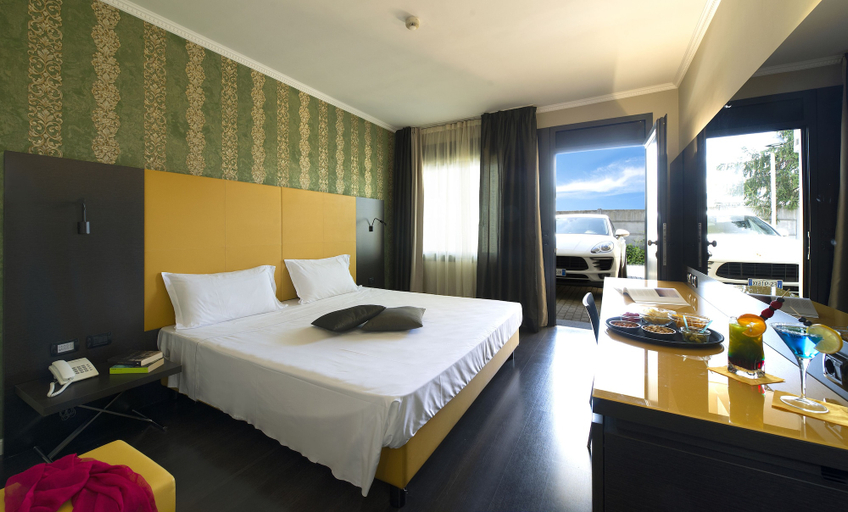 Bedroom 2, Hotel D120, Varese