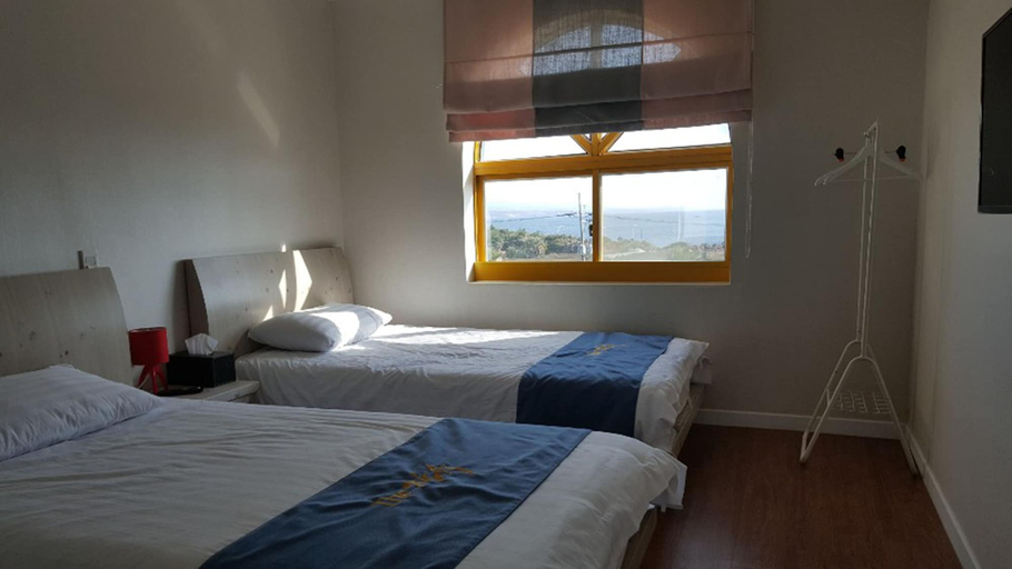 Bedroom 2, The Freedom - Hostel, Seogwipo