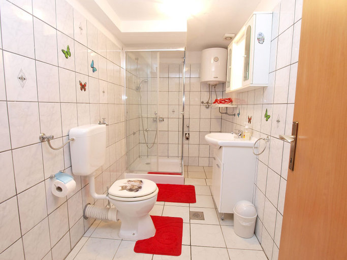 Bathroom 3, Apartments Silvia 143, Fažana