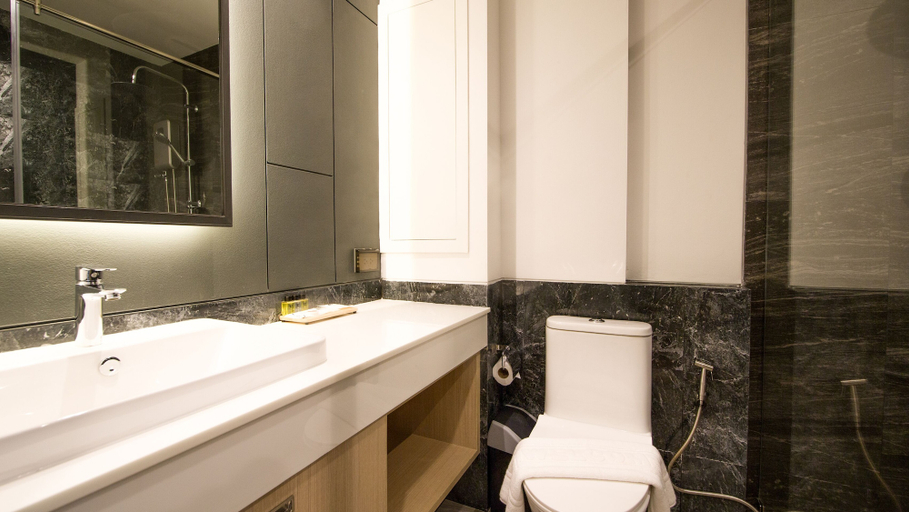 Bathroom 5, B2 Krabi Ao Nang Premier Resort, Mueang Krabi