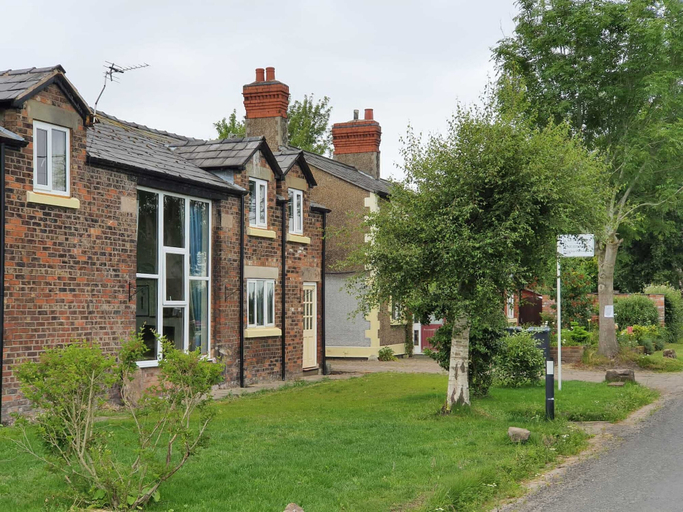Exterior & Views 2, Martin Lane Farm Holiday Cottages, Lancashire