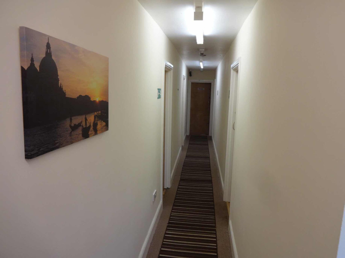 Others 5, Travellers Rest Motel, Lincolnshire