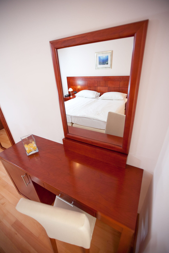 Bedroom 3, Apartments Agava, Makarska