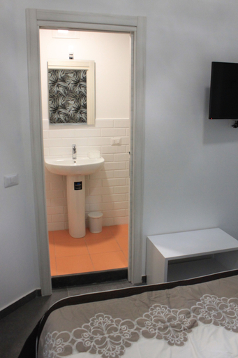 Bathroom 3, Alambrado Rooms & Suites, Napoli