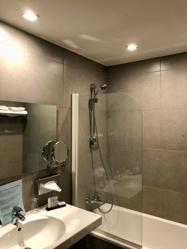 Bathroom 4, Hotel De Franse Kroon, Vlaams Brabant