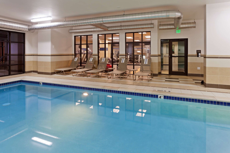 Sport & Beauty 5, Hampton Inn & Suites- Denver/Airport-Gateway Park, Denver