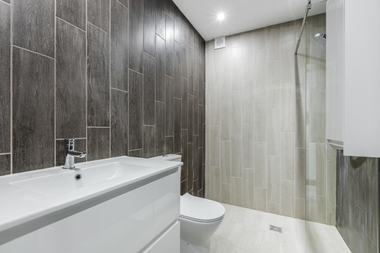 Bathroom 3, Winter Garden Apartments by Sasco, Blackpool