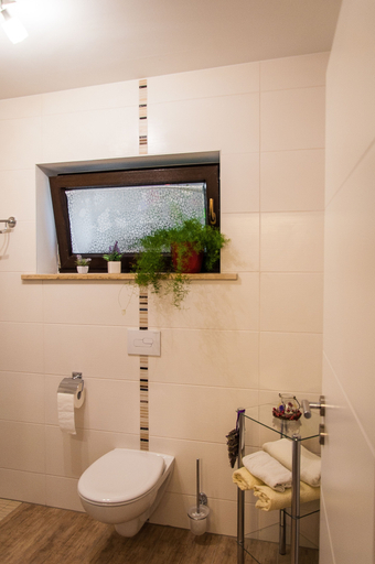 Bathroom 5, Romantik Landhaus Dresden, Dresden