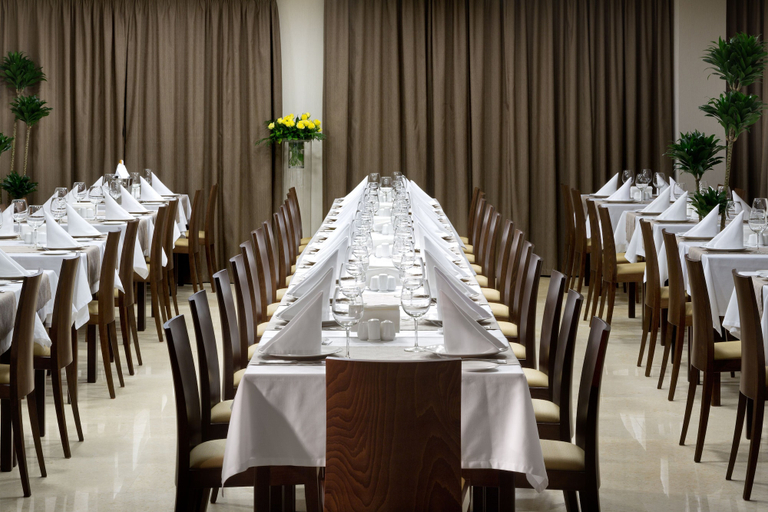 Food & Drinks 5, Ovis Hotel, Kharkivs'ka