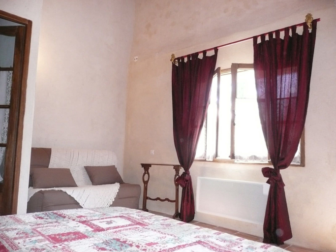 Bedroom 3, Mas Les Echelettes, Drôme