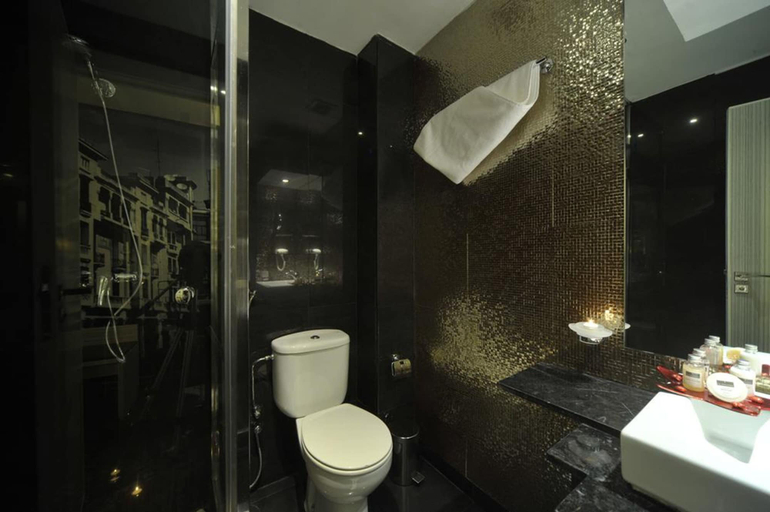 Bathroom 3, Le Trianon Luxury Hotel & Spa, Casablanca