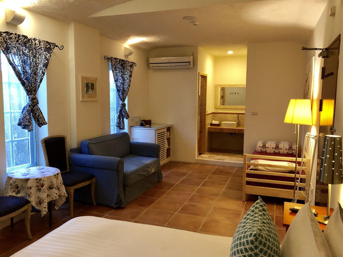 Others 5, Spoondrift Hostal, Pingtung