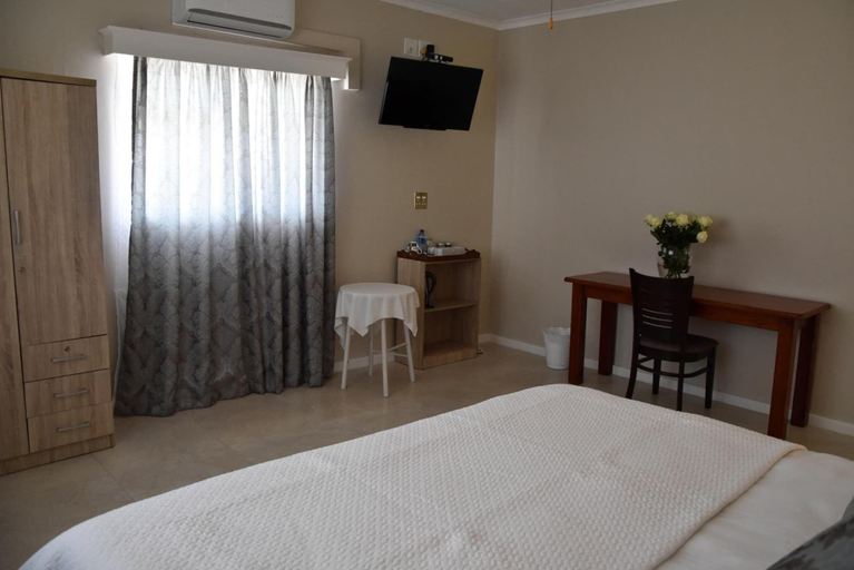 Bedroom 2, 34onLincoln Guesthouse, City of Cape Town