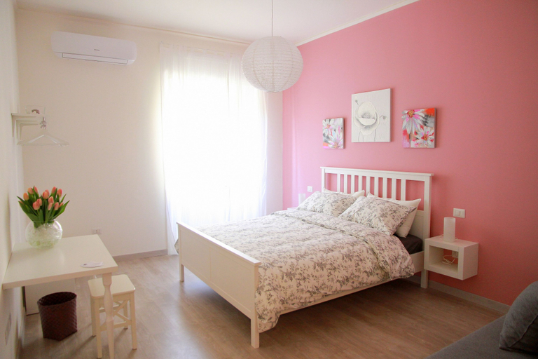 Bedroom 3, B&B BuonaLuna Salerno, Salerno