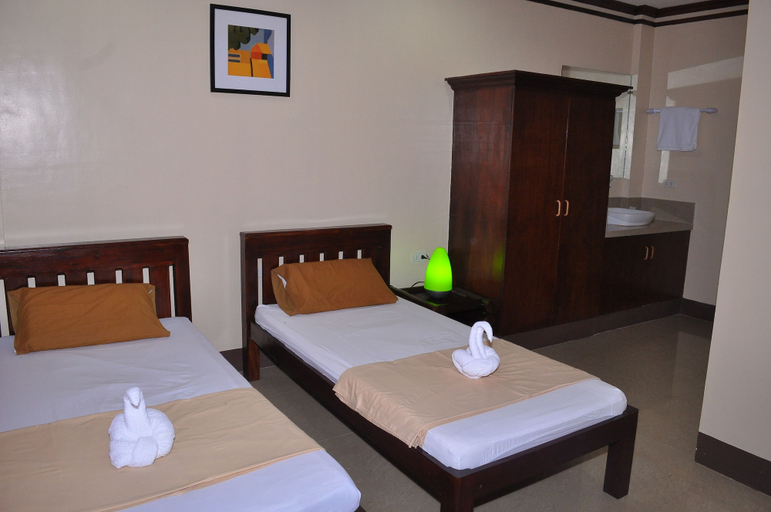 Bedroom 3, Slam's Garden Dive Resort, Daanbantayan