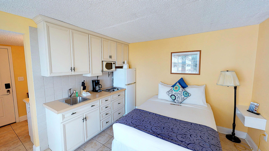 Bedroom 2, Island Inn Beach Resort, Pinellas
