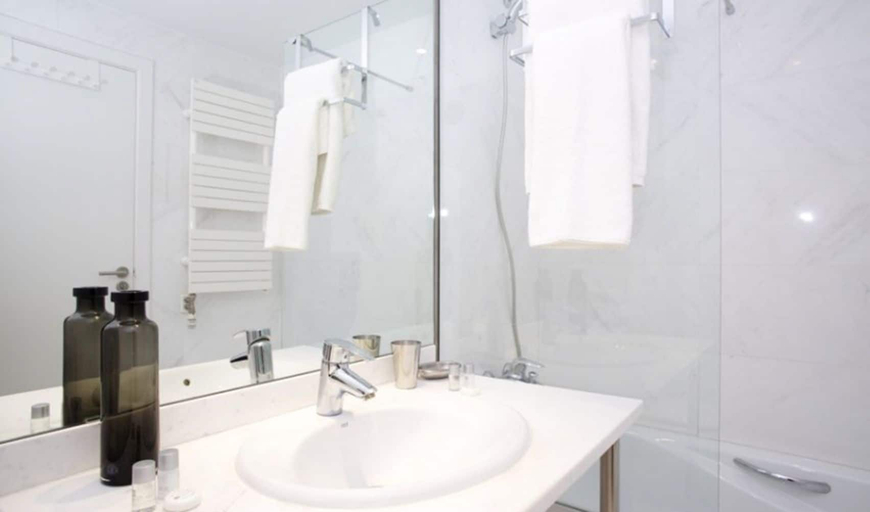 Bathroom 4, BarcelonaForRent Vila Olimpica Beach, Barcelona