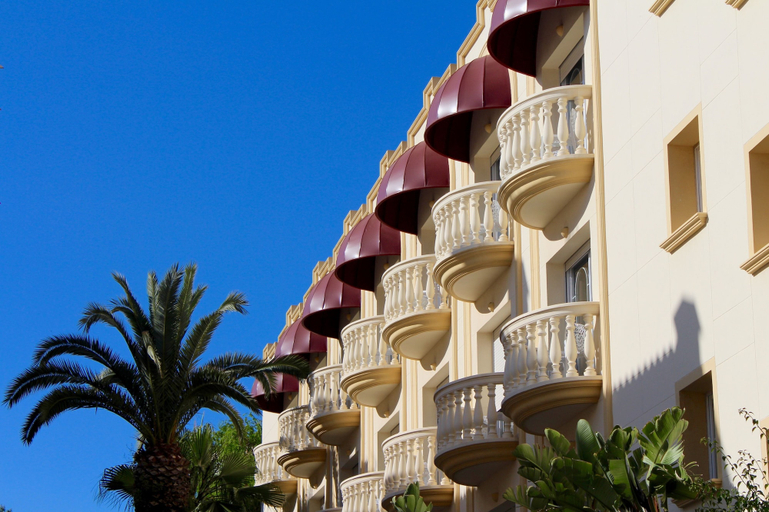 Exterior & Views 2, Hotel URH Sitges Playa, Barcelona